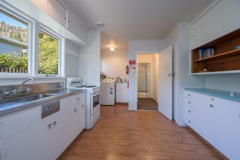 Photo of property in 2/18 Van Diemen Street, Nelson South, Nelson, 7010