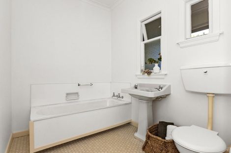 Photo of property in 5 Simla Avenue, Havelock North, 4130