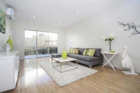 Photo of property in 73 San Valentino Drive, Henderson, Auckland, 0612