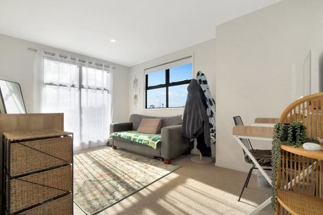 Photo of property in 17 Owens Place, Mount Maunganui, 3116