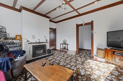 Photo of property in 32 Bedford Street, Eltham, 4322