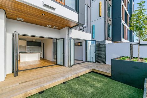 Photo of property in Frank Sargeson Apts, 1/74g Anzac Street, Takapuna, Auckland, 0622