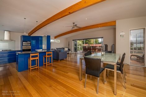 Photo of property in 20 Du Fresne Place, Russell, 0202