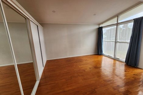 Photo of property in 15 Glen Norman Avenue, Henderson, Auckland, 0610