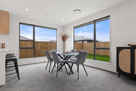 Photo of property in 18 Hunt Road, Rolleston, 7615