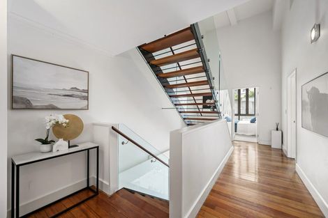 Photo of property in Augusta Apartments, 8/254 Willis Street, Te Aro, Wellington, 6011