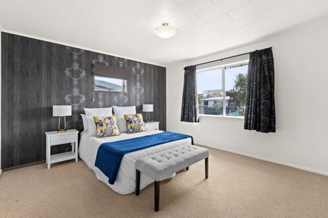 Photo of property in 24 Guildford Street, Tamatea, Napier, 4112