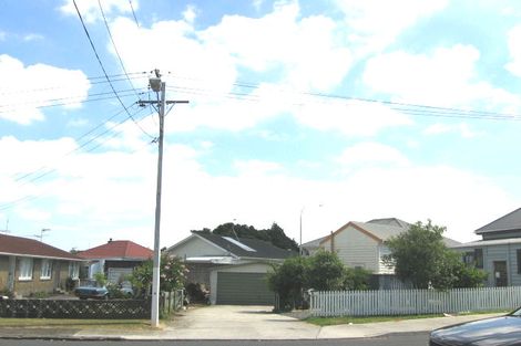 Photo of property in 2/1 Golf Avenue, Otahuhu, Auckland, 1062