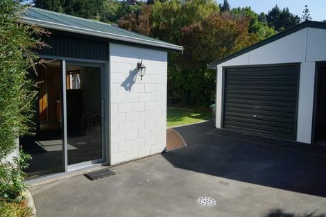 Photo of property in 2/32 Landsdowne Terrace, Cashmere, Christchurch, 8022