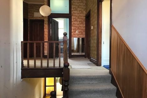 Photo of property in 18 Talavera Terrace, Kelburn, Wellington, 6012