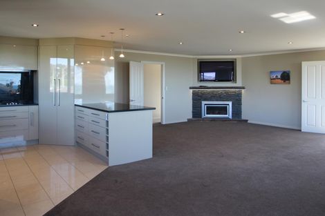 Photo of property in 38 Wharfe Street, South Hill, Oamaru, 9400