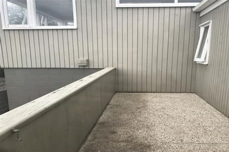 Photo of property in 6 Anchor Place, Beach Haven, Auckland, 0626