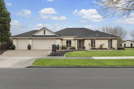 Photo of property in 1 Aylesbury Court, Rototuna North, Hamilton, 3210