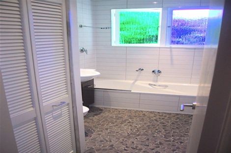 Photo of property in 502a Te Atatu Road, Te Atatu Peninsula, Auckland, 0610