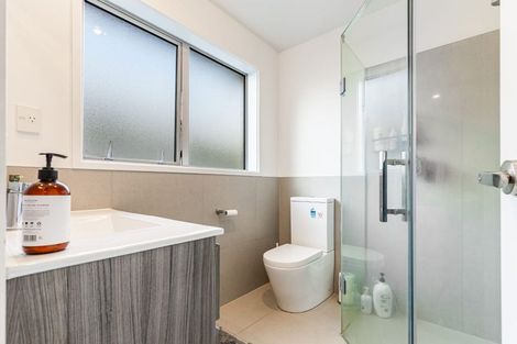 Photo of property in 15 Moemoea Avenue, Kumeu, 0810