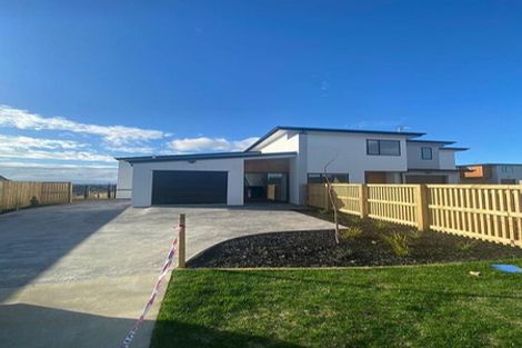 Photo of property in 2/8 Crest Rise, Flagstaff, Hamilton, 3210