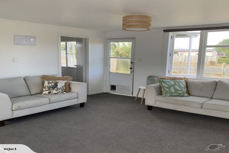 Photo of property in 145 Rangatira Drive, Mangakino, 3421