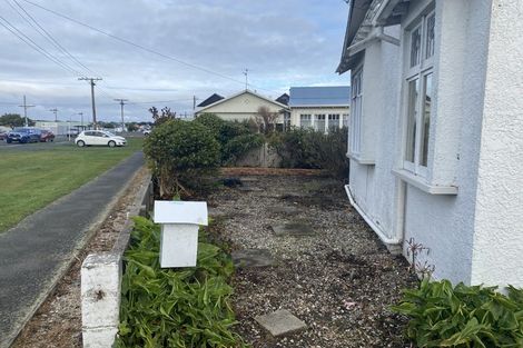 Photo of property in 20 Royal Crescent, Saint Kilda, Dunedin, 9012