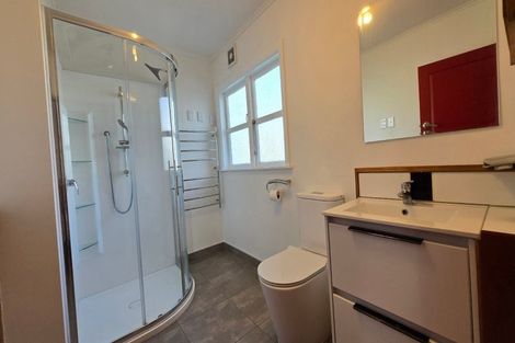 Photo of property in 2 Somme Road, Silverstream, Upper Hutt, 5019
