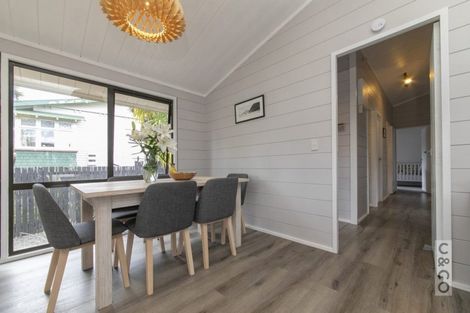 Photo of property in 8 Duke Street, Riverhead, 0820