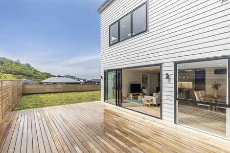 Photo of property in 9 Porokaiwhiri Street, Crofton Downs, Wellington, 6035