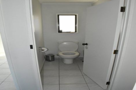 Photo of property in 3/88 Eversleigh Road, Belmont, Auckland, 0622