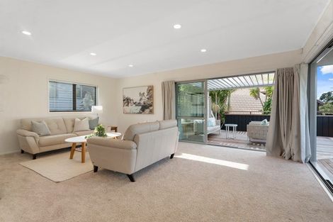 Photo of property in 1/23 Park Rise, Campbells Bay, Auckland, 0630