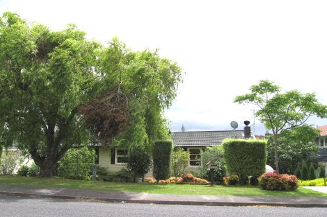 Photo of property in 140 Moore Street, Hillcrest, Auckland, 0627