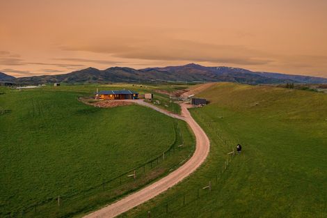 Photo of property in 22 Stones Road, Waikerikeri, Alexandra, 9391