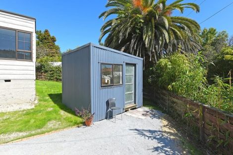 Photo of property in 414 Stokes Valley Road, Stokes Valley, Lower Hutt, 5019