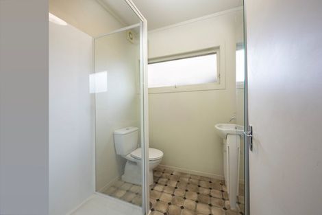 Photo of property in 2/40 Moana Avenue, Onehunga, Auckland, 1061