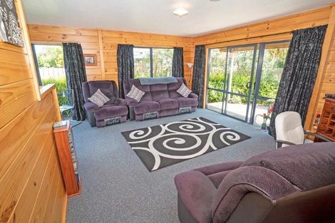 Photo of property in 31 Ngahue Crescent, Carters Beach, Westport, 7825