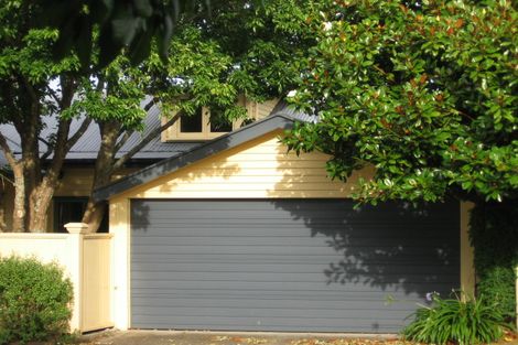 Photo of property in 13 Mark Road, Mount Albert, Auckland, 1025