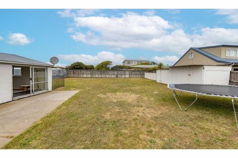 Photo of property in 8 Pandora Street, North New Brighton, Christchurch, 8083