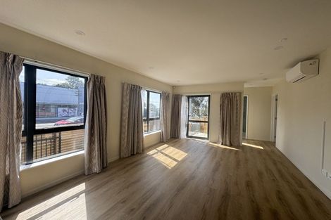 Photo of property in 367a Don Buck Road, Massey, Auckland, 0614