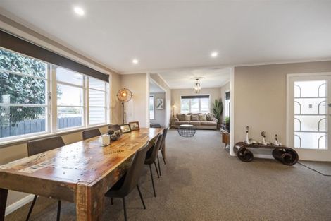 Photo of property in 38 Dixon Avenue, Hawera, 4610