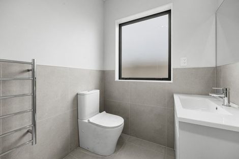 Photo of property in 4 Wild Flower Way, Karaka, Papakura, 2113