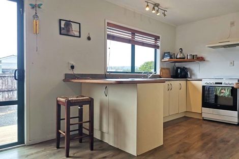 Photo of property in 18 Tamure Place, Ruakaka, 0116