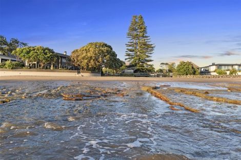 Photo of property in 25 Huntly Road, Campbells Bay, Auckland, 0630