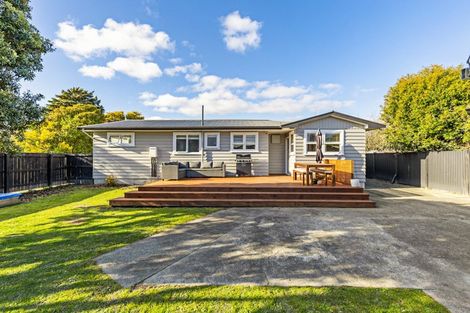 Photo of property in 1 Alma Place, Milson, Palmerston North, 4414