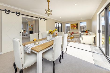 Photo of property in 37 Papareia Road, Karaka, Papakura, 2113