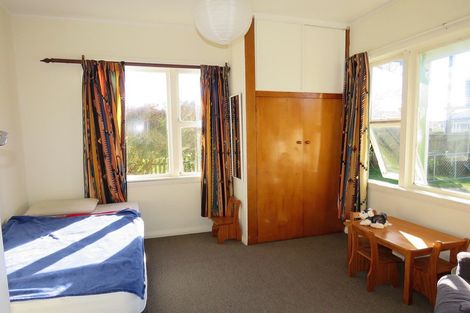 Photo of property in 128 Queen Street, Westport, 7825