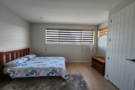 Photo of property in 66c Te Oneroa Way, Long Bay, Auckland, 0630