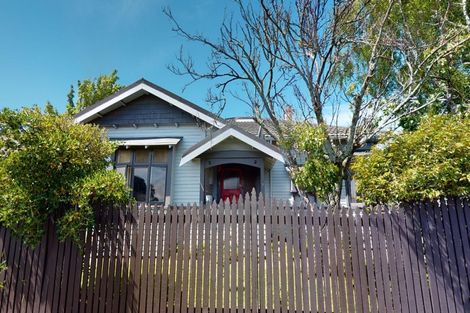 Photo of property in 7 Pirie Street, Palmerston North, 4410