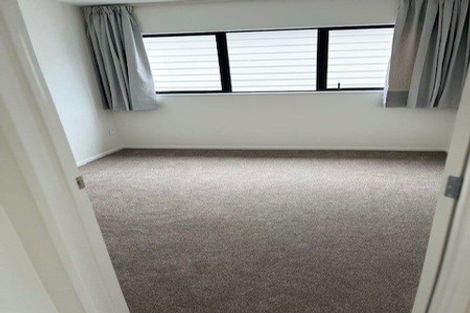 Photo of property in 9b Daytona Road, Henderson, Auckland, 0610