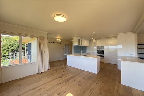 Photo of property in 4 Astor Place, Orewa, 0931