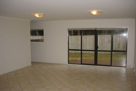 Photo of property in 51 Tiri Tiri Road, Birkdale, Auckland, 0626