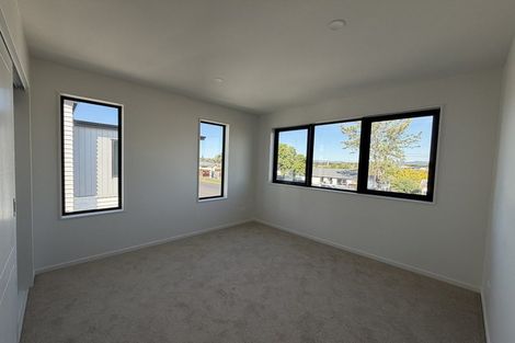 Photo of property in 34b Hyperion Drive, Randwick Park, Auckland, 2105