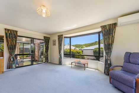 Photo of property in 20 Ranui Street, Waikawa, Picton, 7220
