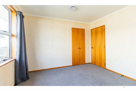 Photo of property in 19 Timaru Road, Waimate, 7924